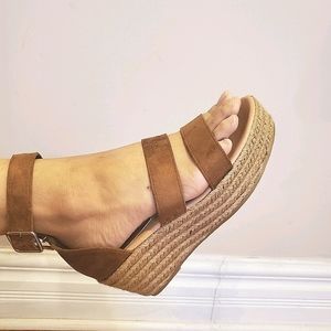 The Melrose Strappy Sandal